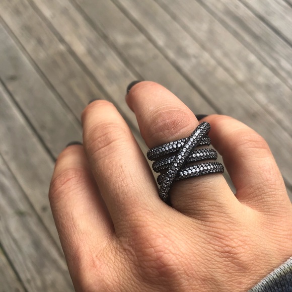 🔥SALE🔥24 HOURS ONLY NEW Susan Hanover Ring - Picture 5 of 8